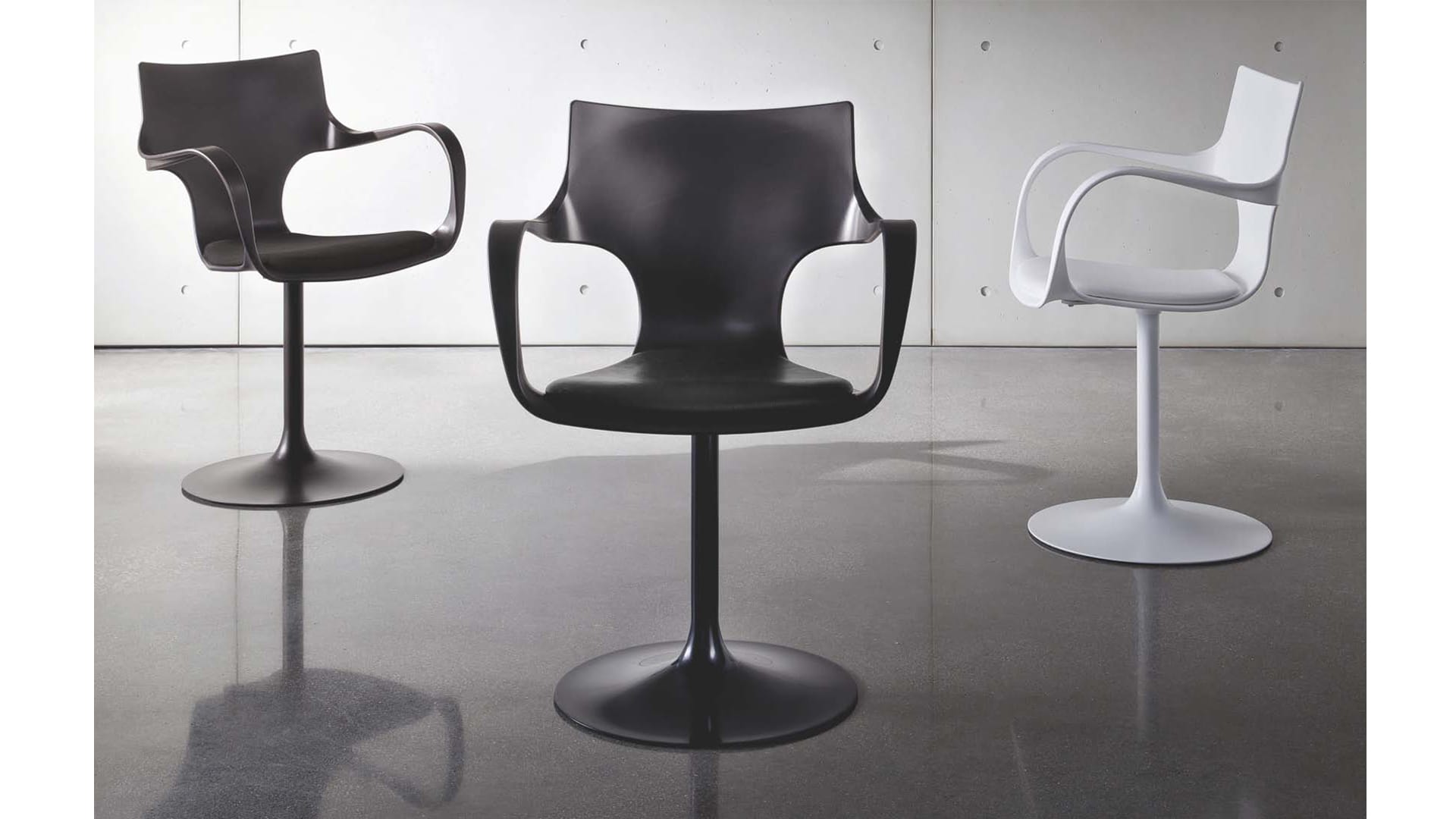 Flute swivel chair 02 (website)