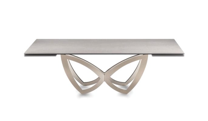 Par Par Dining Table 02 Website