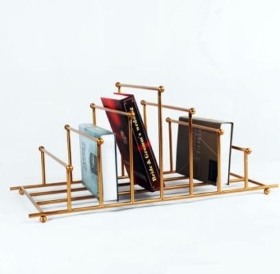 Pyramid Magazine holder 01