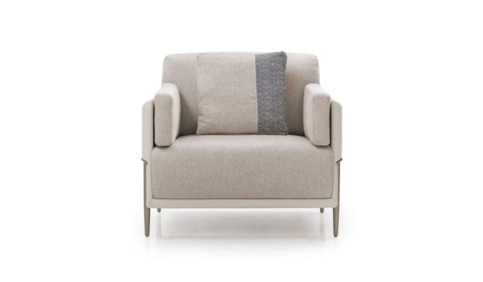 Zero Armchair 01 Website