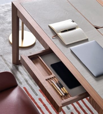 Gill desk 04 1