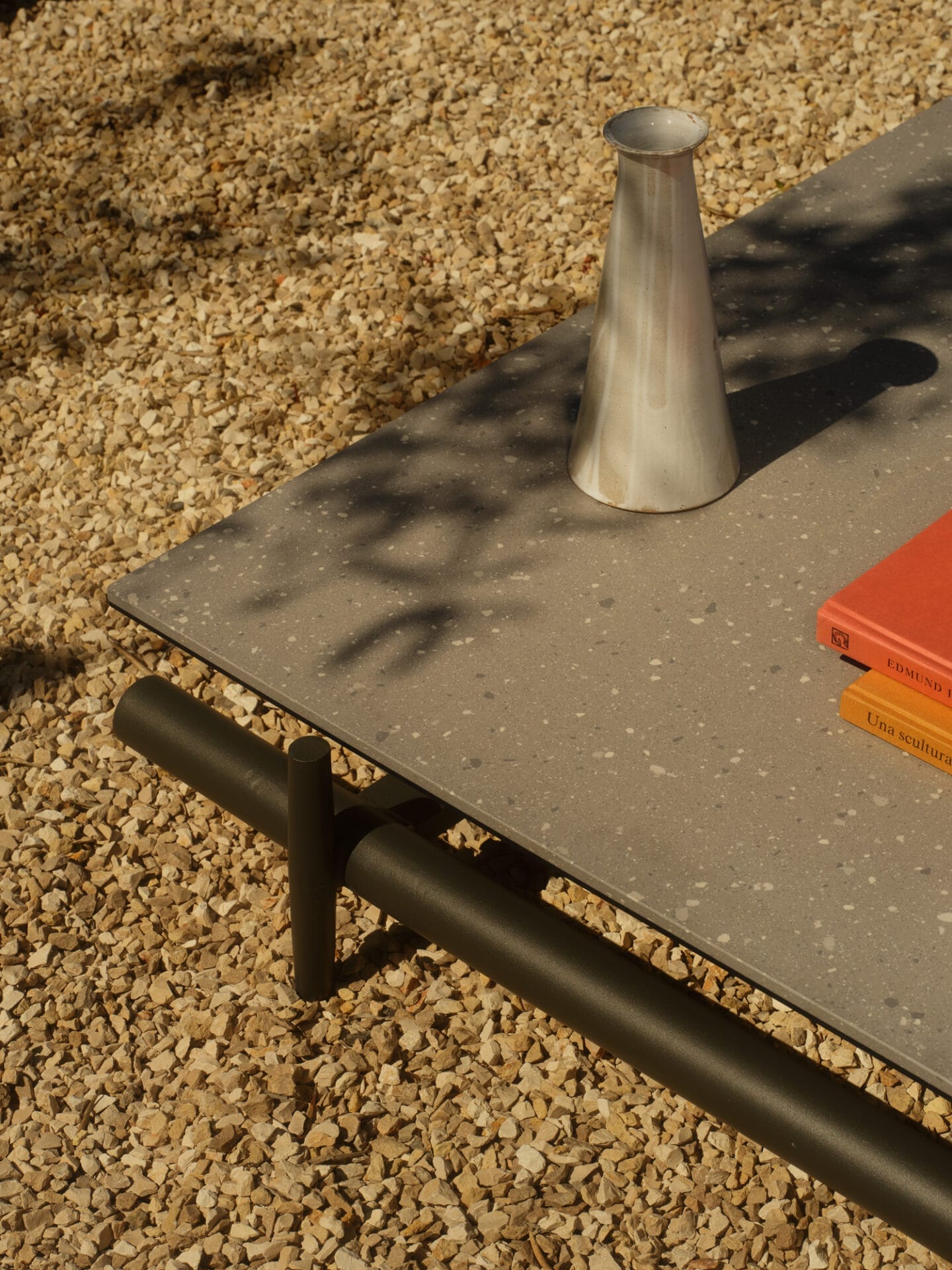 Unopiù_Davos_detail table_1 (1)