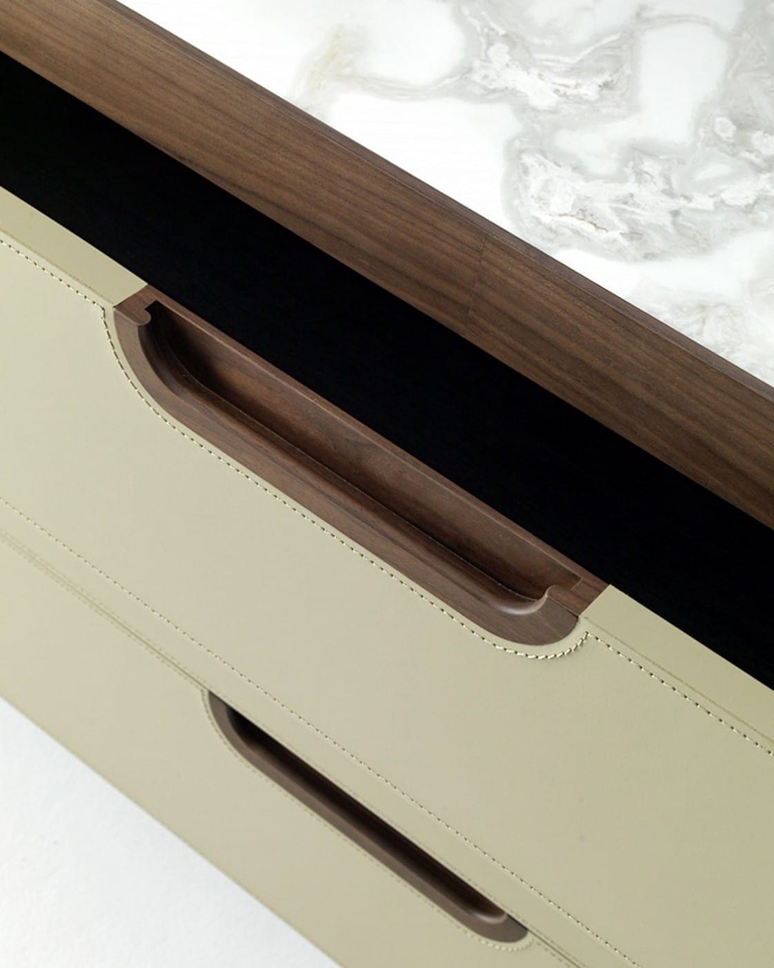 ceppi-moss-chest3
